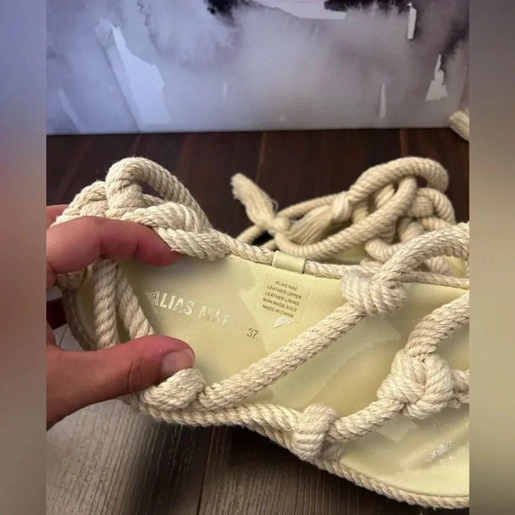 Alias Mae Wonder Sandals - Picture 5 of 7